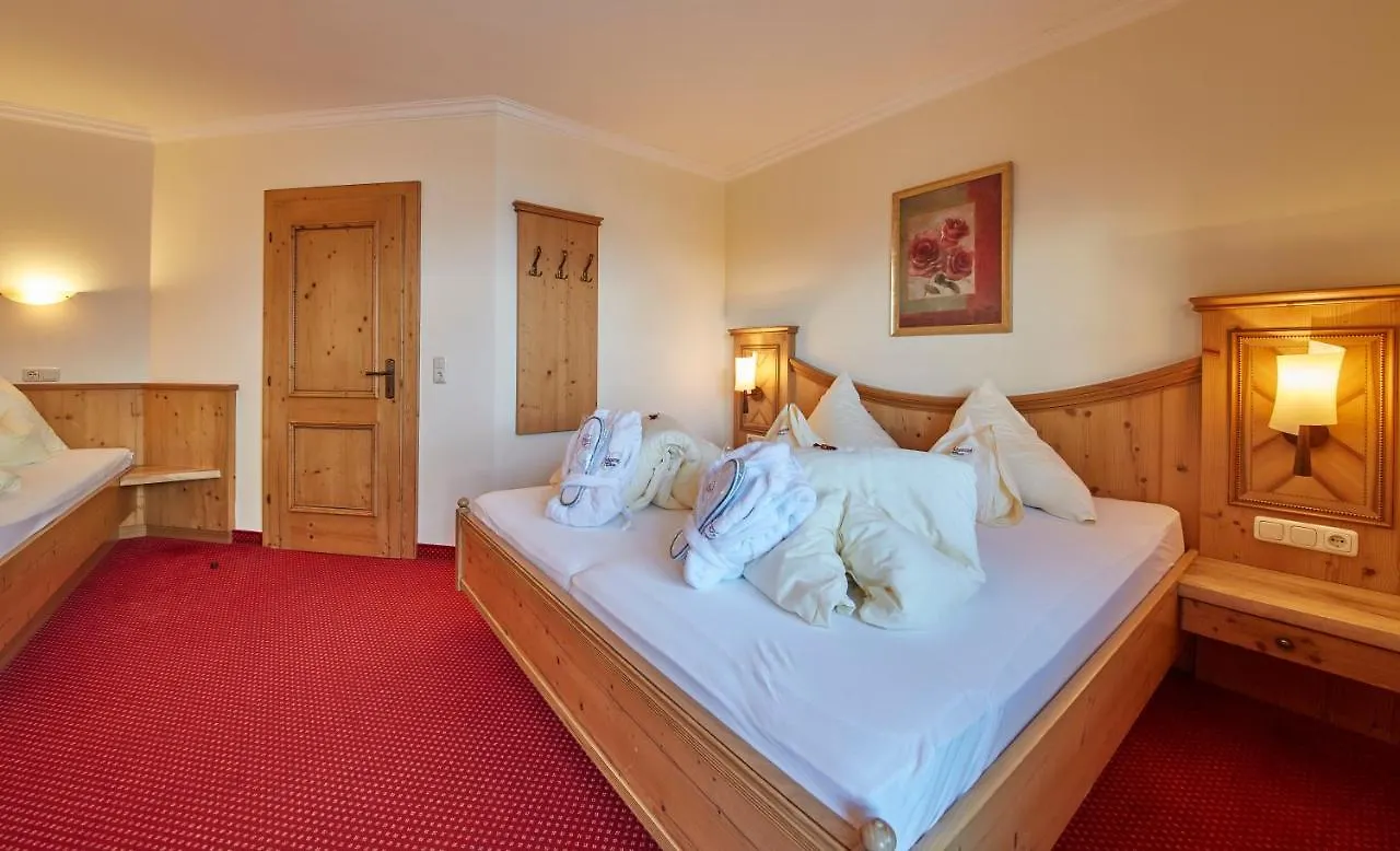 ****  Bauernhof Hotel Oberschwarzach Saalbach-Hinterglemm Austria